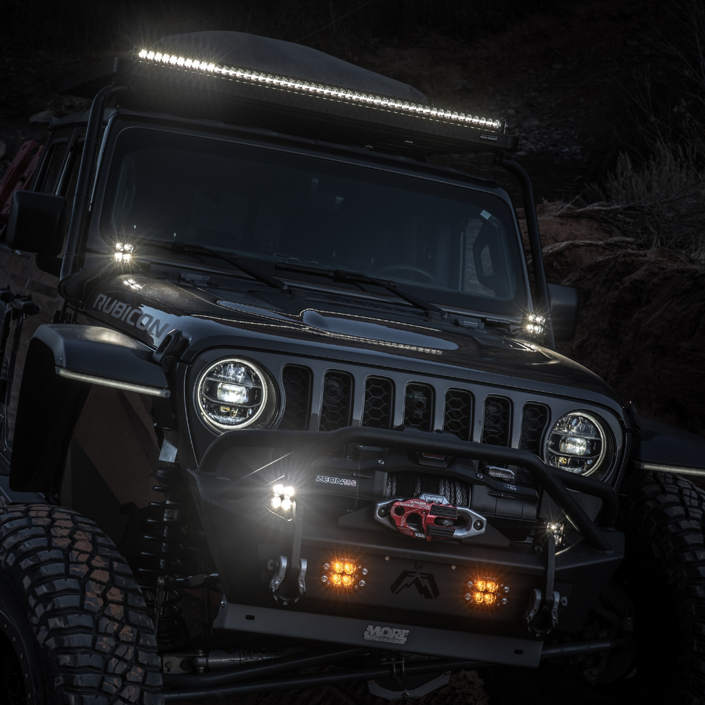 50 inch led light bar mounted on a jeep 